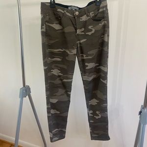 Camo print slim fit jeans